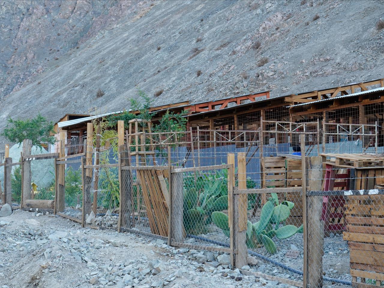 Corral y huerto en la localidad de Quebrada de Agua Dulce (acercamiento)